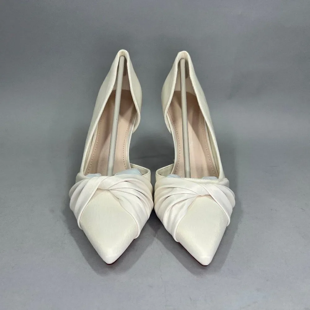 ZBY Women's Size 8.5 Off White Twist Knot Heels!‎